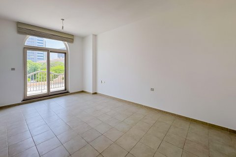Villa para arrendamento em Dubai Sports City, Dubai, EAU 5 quartos, 446 m2 № 642120 - foto 17
