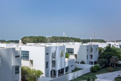 Apartment in Al Sufouh, Dubai, UAE 2 bedrooms, 126 sq.m. № 679639 - photo 18