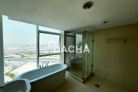 Müüa korter asukohaga Jumeirah Lake Towers, Dubai, AÜE: 1 magamistoaga, 82 m² Nr 740559 - pilt 13