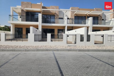 Dubai, संयुक्त अरब अमीरात में टाउनहाउस, 4 बेडरूम, 179.6 वर्ग मीटर, संख्या 740555 - फ़ोटो 12