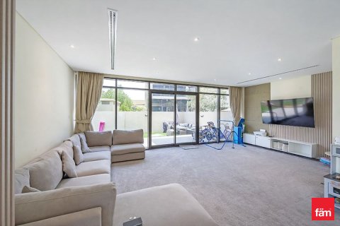 Māja Dubaijā, AAE 3 istabas, 326.8 m2 Nr. 696990 - attēls 2