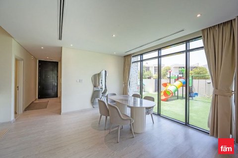 Māja Dubaijā, AAE 3 istabas, 326.8 m2 Nr. 696990 - attēls 5