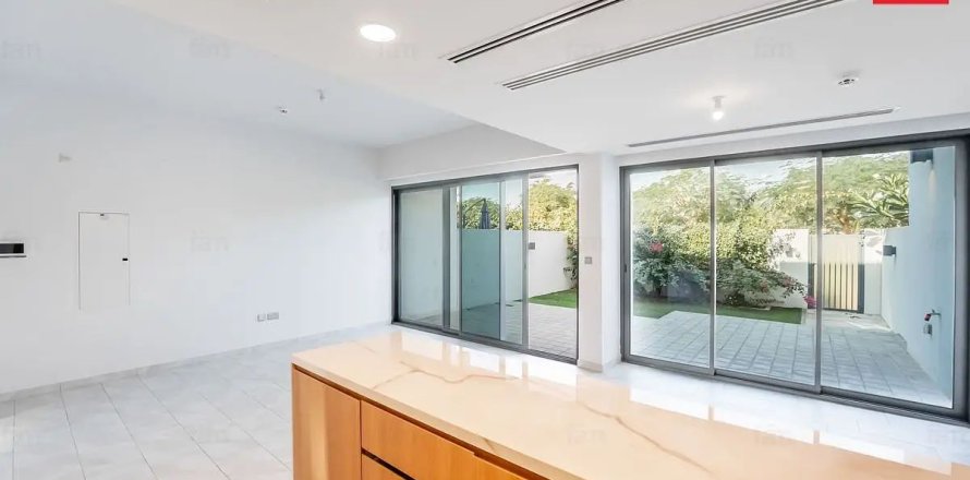 Vila v Dubai, SAE 4 spálne, 244.5 m2 č. 696987