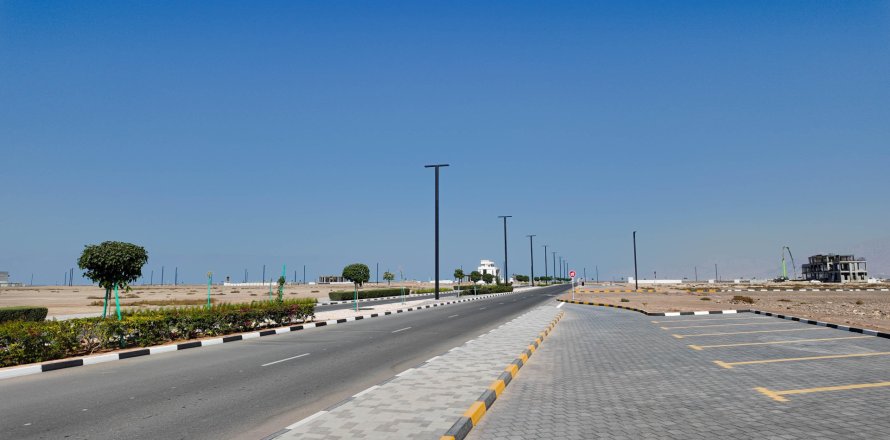 Zemes gabals Al Mairid, Ras Al Khaimahjā, AAE 450 m2 Nr. 656459