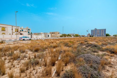 Terra para venda em Al Mairid, Ras Al Khaimah, EAU 1347 m2 № 656460 - foto 10