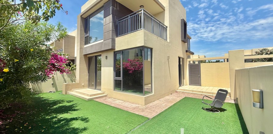 Casa urbana em Dubai Hills Estate, Dubai, EAU 4 quartos, 258.92 m2 № 733593