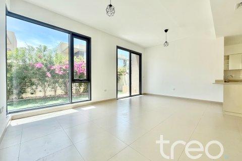 Casa urbana para arrendamento em Dubai Hills Estate, Dubai, EAU 4 quartos, 258.92 m2 № 733593 - foto 5