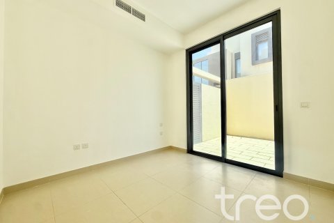 Casa urbana para arrendamento em Dubai Hills Estate, Dubai, EAU 4 quartos, 258.92 m2 № 733593 - foto 11
