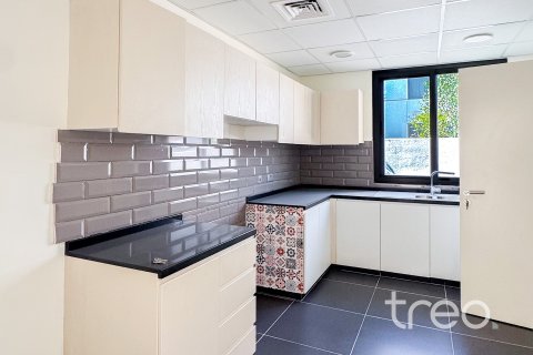 Townhouse sa Dubai, UAE 6 silid-tulugan, 392.61 sq.m. № 733598 - larawan 4
