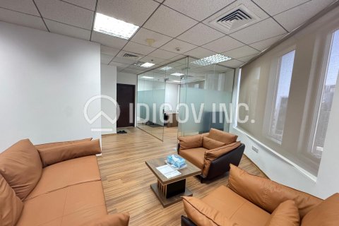 Business Bay, Dubai, UAE의 임대용 사무실 70제곱미터 번호 640988 - 사진 8