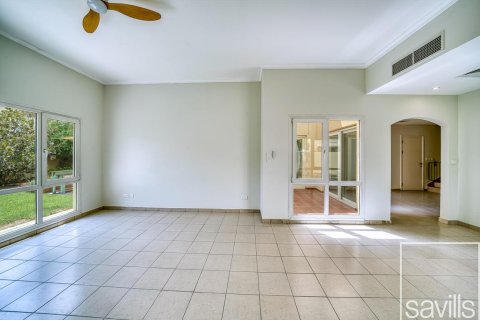 Villa uthyres i Meadows, Dubai, UAE 4 sovrum, 339 kvm Nr. 640992 - fotografi 3