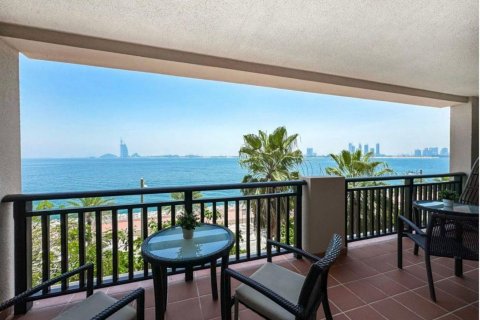 Apartemen di Palm Jumeirah, Dubai, UEA 1 kamar tidur, 107 m2 nomor 640987 - foto 3