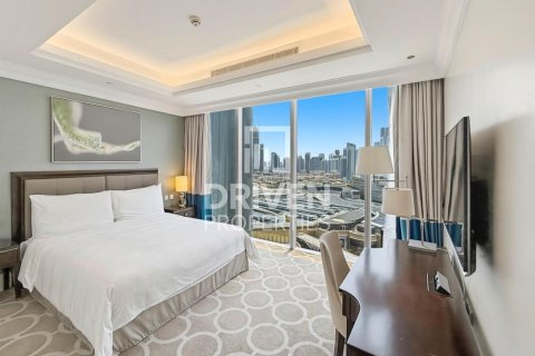 Apartment til leje i Downtown Dubai (Downtown Burj Dubai), Dubai, UAE 2 soveværelser, 162.67 kvm № 745221 - foto 11