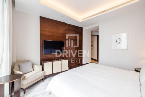 Apartment in Downtown Dubai (Downtown Burj Dubai), Dubai, UAE 2 bedrooms, 143.35 sq.m. № 745223 - photo 11