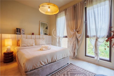 Apartament në Umm Suqeim, Dubai, Emiratet e Bashkuara Arabe 4 dhoma gjumi, 274.44 m2. № 647601 - Foto 18