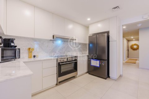 Apartament në Umm Suqeim, Dubai, Emiratet e Bashkuara Arabe 4 dhoma gjumi, 274.44 m2. № 647601 - Foto 25