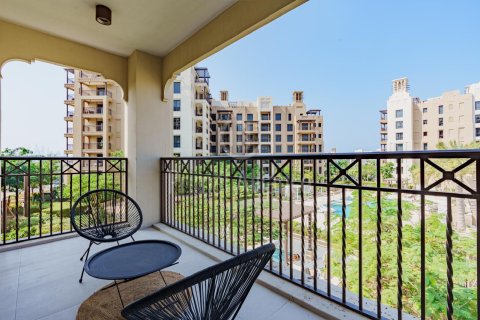 Apartament në Umm Suqeim, Dubai, Emiratet e Bashkuara Arabe 4 dhoma gjumi, 274.44 m2. № 647601 - Foto 27