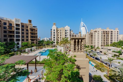 Apartament në Umm Suqeim, Dubai, Emiratet e Bashkuara Arabe 4 dhoma gjumi, 274.44 m2. № 647601 - Foto 21