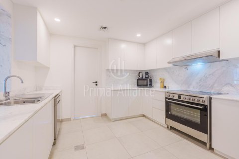 Apartament në Umm Suqeim, Dubai, Emiratet e Bashkuara Arabe 4 dhoma gjumi, 274.44 m2. № 647601 - Foto 26