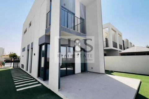 Rumah bandar di Dubai, UAE 4 bilik tidur, 258 meter persegi № 642175 - foto 2