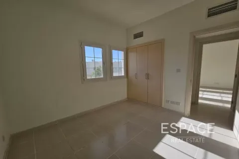 The Springs, Dubai, UAE의 임대용 빌라 침실 3개, 245제곱미터 번호 661341 - 사진 6