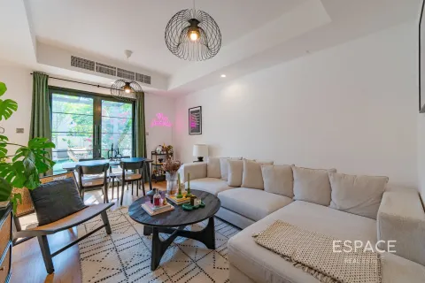 Villa til leje i The Springs, Dubai, UAE 2 soveværelser, 153 kvm № 661346 - foto 2