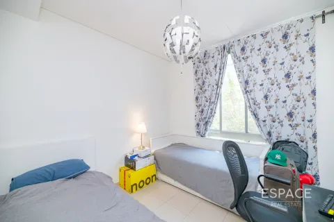 Radhus uthyres i Arabian Ranches 2, Dubai, UAE 4 sovrum, 242 kvm Nr. 661342 - fotografi 6