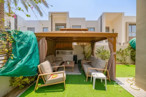 Shtëpi në qytet në Arabian Ranches 2, Dubai, Emiratet e Bashkuara Arabe 4 dhoma gjumi, 242 m2. № 661342 - Foto 15