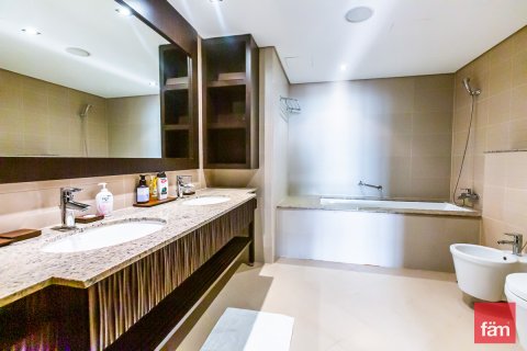 Зняти в оренду квартиру в Пальма Джумейра, Дубай, ОАЕ 2 спальні, 164.3м2, № 689288 - фото 8