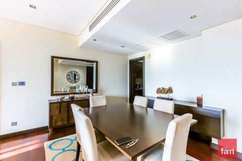 Зняти в оренду квартиру в Пальма Джумейра, Дубай, ОАЕ 2 спальні, 164.3м2, № 689288 - фото 4