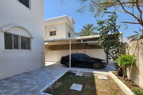 Vila v Al Heerah, Sharjah, SAE 4 spálne, 450.58 m2 č. 749906 - Fotografia 15