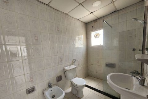 Vila v Al Heerah, Sharjah, SAE 4 spálne, 450.58 m2 č. 749906 - Fotografia 18