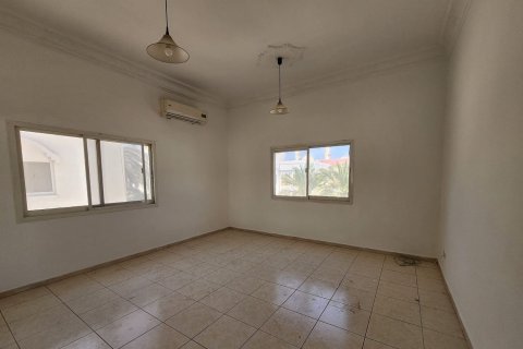 Vila v Al Heerah, Sharjah, SAE 4 spálne, 450.58 m2 č. 749906 - Fotografia 16