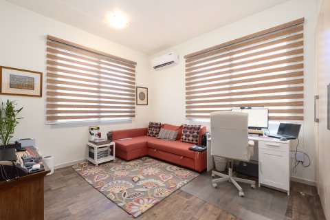 Vila u Falcon City of Wonders, Dubai, UAE 5 spavaćih soba, 540.14 m2 Br. 749902 - fotografija 17