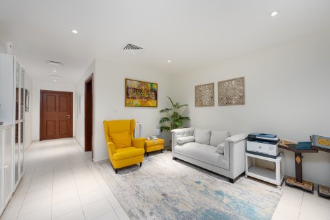 Vila u Falcon City of Wonders, Dubai, UAE 5 spavaćih soba, 540.14 m2 Br. 749902 - fotografija 10