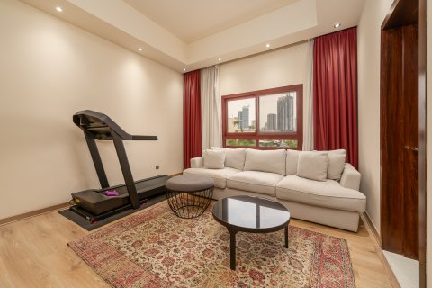 Villa itt: Al Barsha, Dubai, EAE, 6 hálószoba, 650.32 m², azonosító: 749904 - fénykép 14