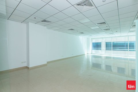 Офис Бизнес-Бэй, Дубай, БАӘ-да 146.1 м² № 689496 - фото 4