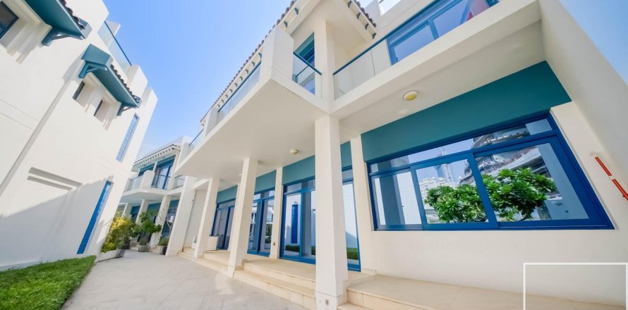 خانه شهری در Palm Jumeirah، Dubai ، امارات متحده عربی 4 خوابه ، 356.84 متر مربع.  شماره 764785