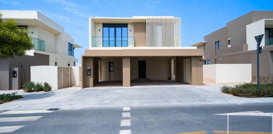 Vilë në Jebel Ali, Dubai, Emiratet e Bashkuara Arabe 5 dhoma gjumi, 629.98 m2. № 764790