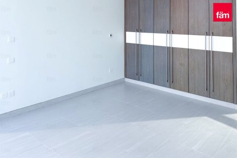 Apartment in Al Kifaf, Dubai, UAE 2 bedrooms, 211.8 sq.m. № 647769 - photo 10
