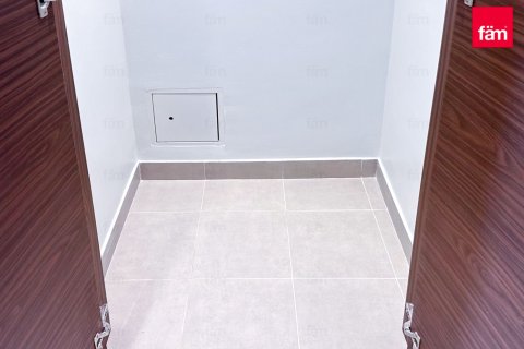 Apartment in Al Kifaf, Dubai, UAE 2 bedrooms, 211.8 sq.m. № 647769 - photo 11