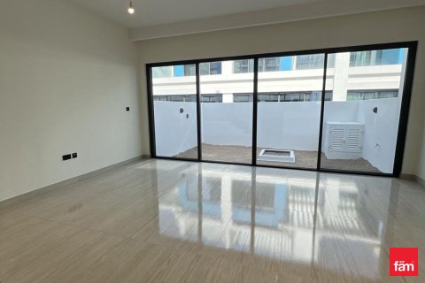 Townhouse di Dubai, UEA 5 kamar tidur, 144 m2 nomor 647787 - foto 6