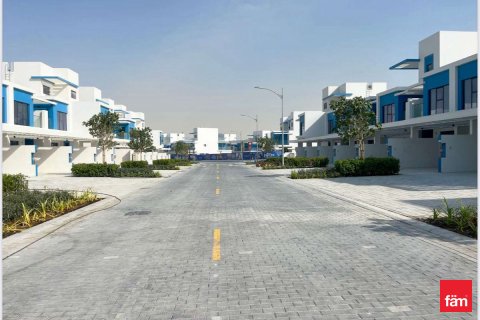 Townhouse di Dubai, UEA 5 kamar tidur, 144 m2 nomor 647787 - foto 20