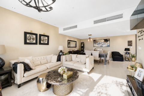 Apartment sa Al Reem Island, Abu Dhabi, UAE 3 silid-tulugan, 200.02 sq.m. № 748716 - larawan 2