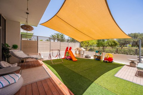 Dupleks di DAMAC Hills (Akoya by DAMAC), Dubai, UAE 3 bilik tidur, 217.31 meter persegi № 748718 - foto 3