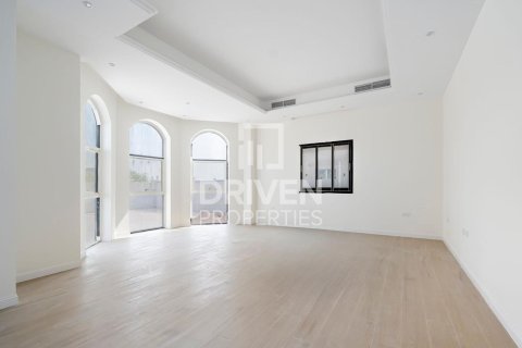 Vila v Nadd Al Sheba, Dubai, SAE 5 ložnice, 557 m² Č.: 684334 - fotografie 7