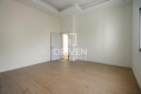 Vila v Nadd Al Sheba, Dubai, SAE 5 ložnice, 557 m² Č.: 684334 - fotografie 18