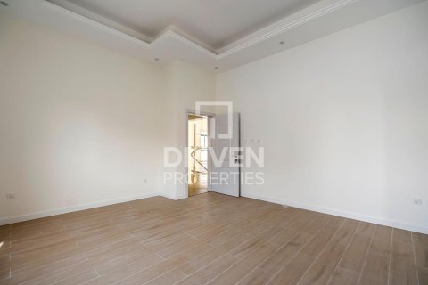 Vila v Nadd Al Sheba, Dubai, SAE 5 ložnice, 557 m² Č.: 684334 - fotografie 16