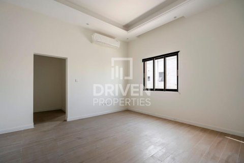 Vila v Nadd Al Sheba, Dubai, SAE 5 ložnice, 557 m² Č.: 684334 - fotografie 17