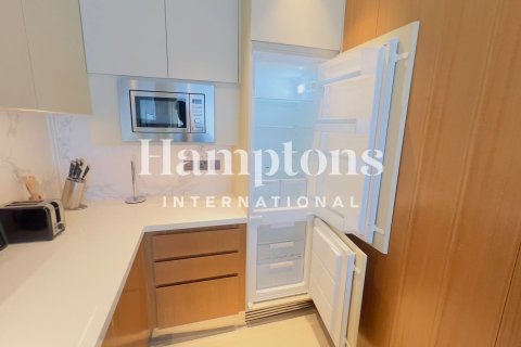Huoneisto Downtown Dubai (Downtown Burj Dubai), Arabiemiraatit 1 makuuhuone, 70.67967337 m2 № 717973 - kuva 22